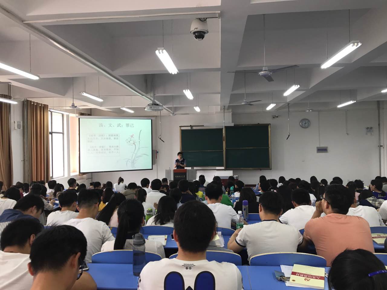 江苏科技大学理学院学生素质培养，理论与实践并重，塑造全面发展的人才